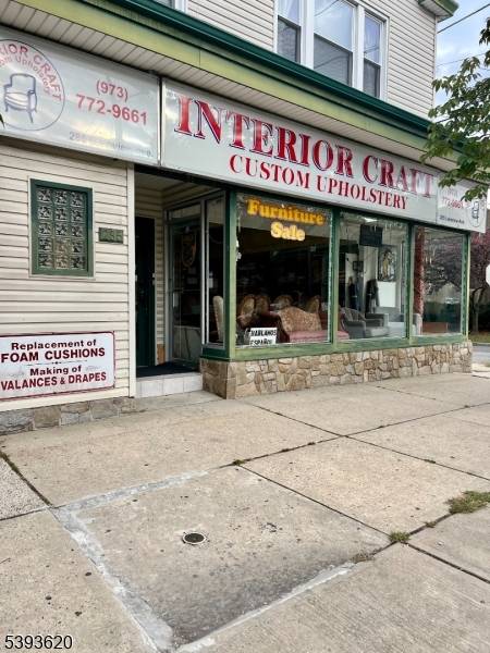 Clifton City, NJ 07011,285 Lakeview Ave