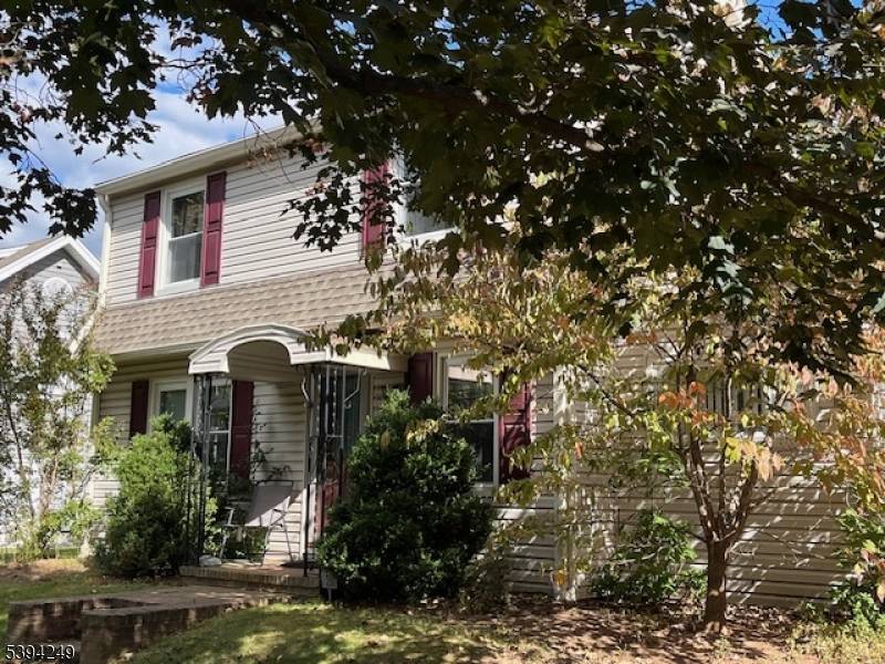 Bound Brook Boro, NJ 08805,520 Winsor St