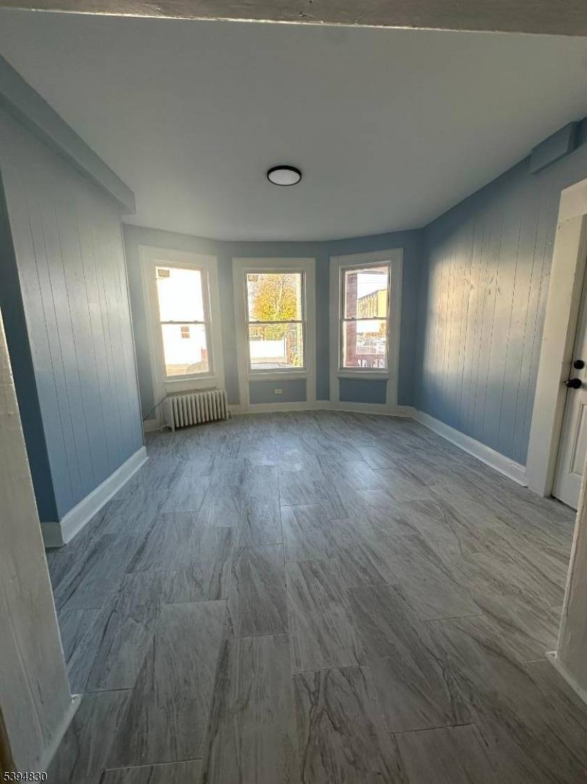 Paterson City, NJ 07514,334 11Th Ave #2