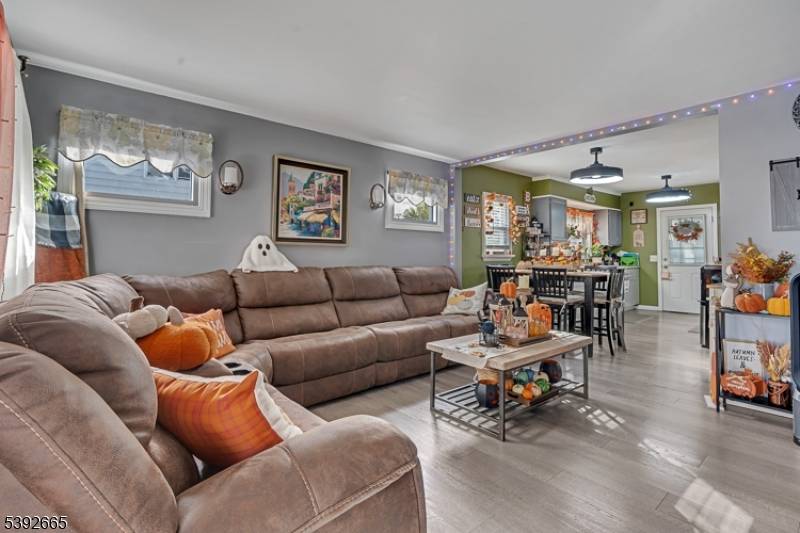 Manville Boro, NJ 08835,1315 Gress St