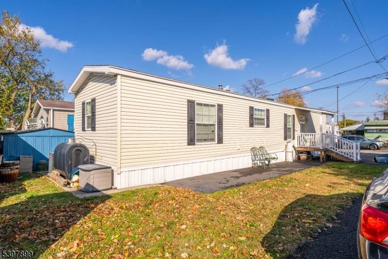 Lodi Boro, NJ 07644,225 Albert St