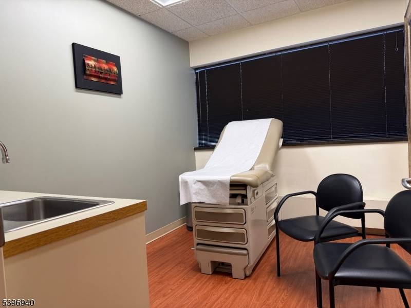 Denville Twp., NJ 07834,16 Pocono Rd