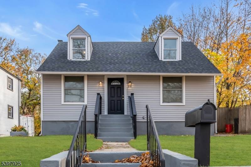 Lawnside Boro, NJ 08045,26 Center Oak Ave