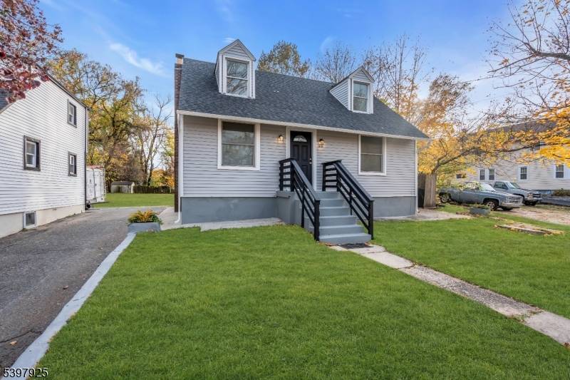 Lawnside Boro, NJ 08045,26 Center Oak Ave