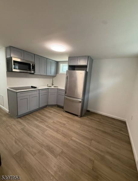 Paterson City, NJ 07501,100 Rosa Parks Blvd #B1B