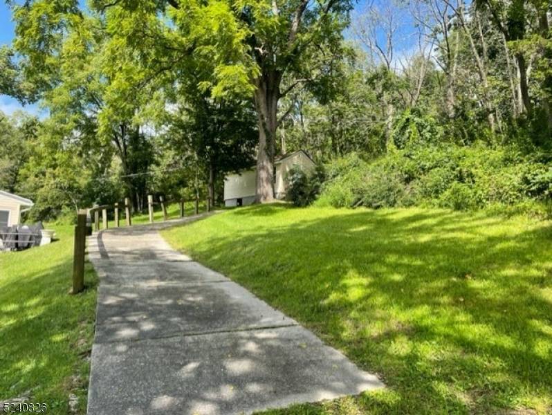 Newton Town, NJ 07860,77 Swartswood Rd