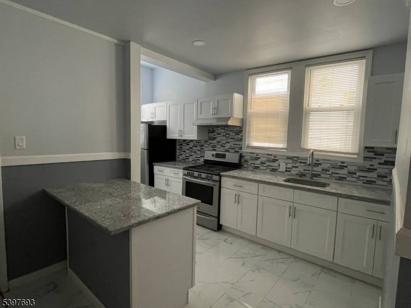 Newark City, NJ 07106,80 Vermont Ave