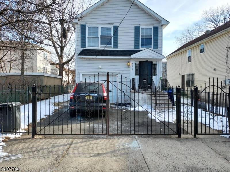 Newark City, NJ 07103,648 S 15th St