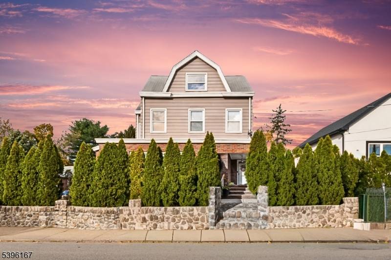 Totowa Boro, NJ 07512,190 Totowa Rd