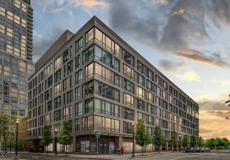 Jersey City, NJ 07310,2 Shore Ln