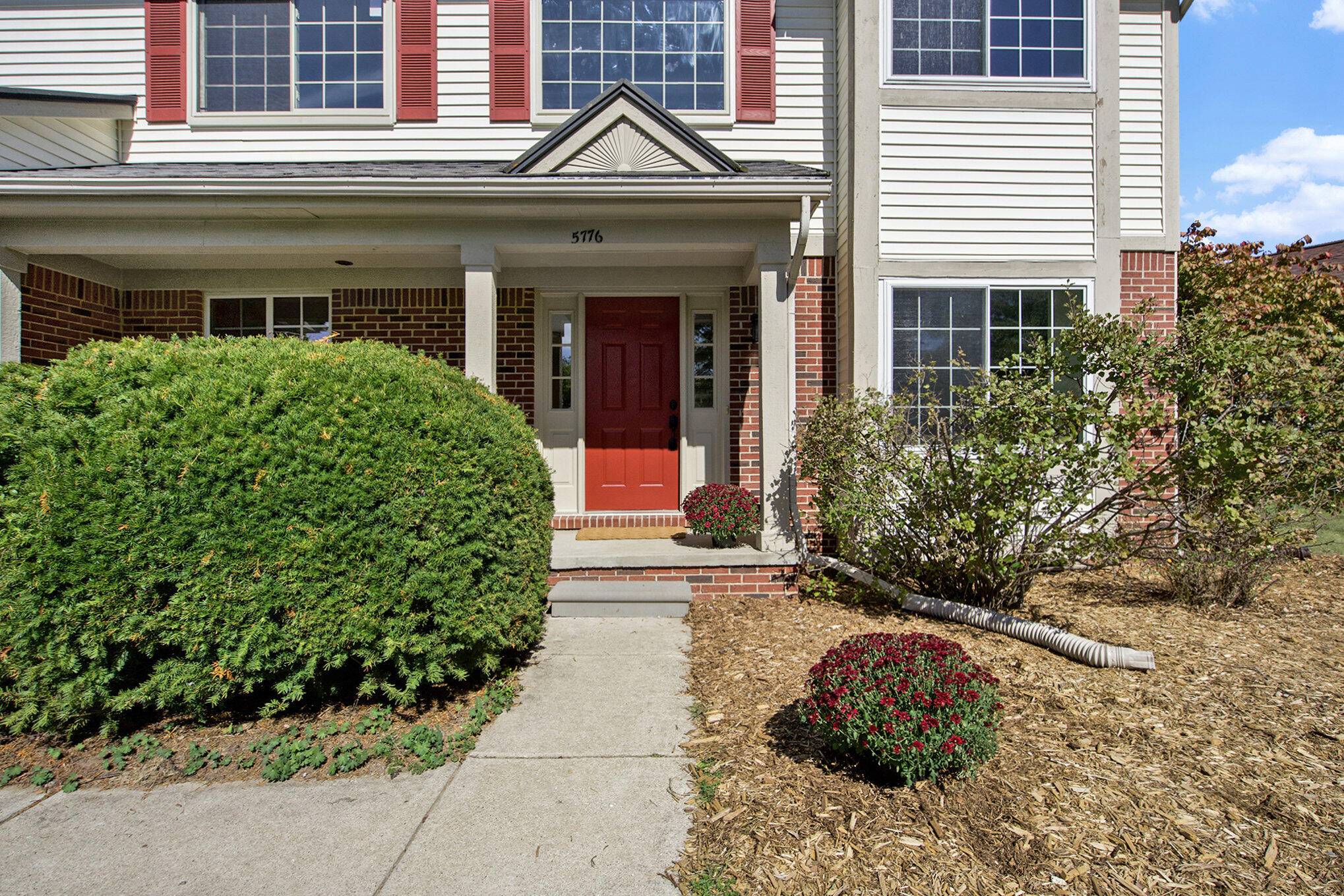 Ann Arbor, MI 48103,5776 Cedar Ridge DR