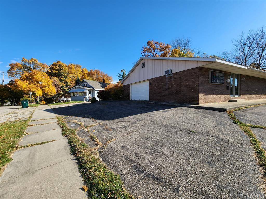 Lansing, MI 48906,1405 E Cesar E. Chavez AVE