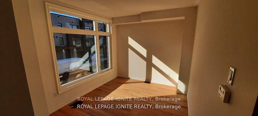 Brampton, ON L6Y 6L2,25 Queenpost DR