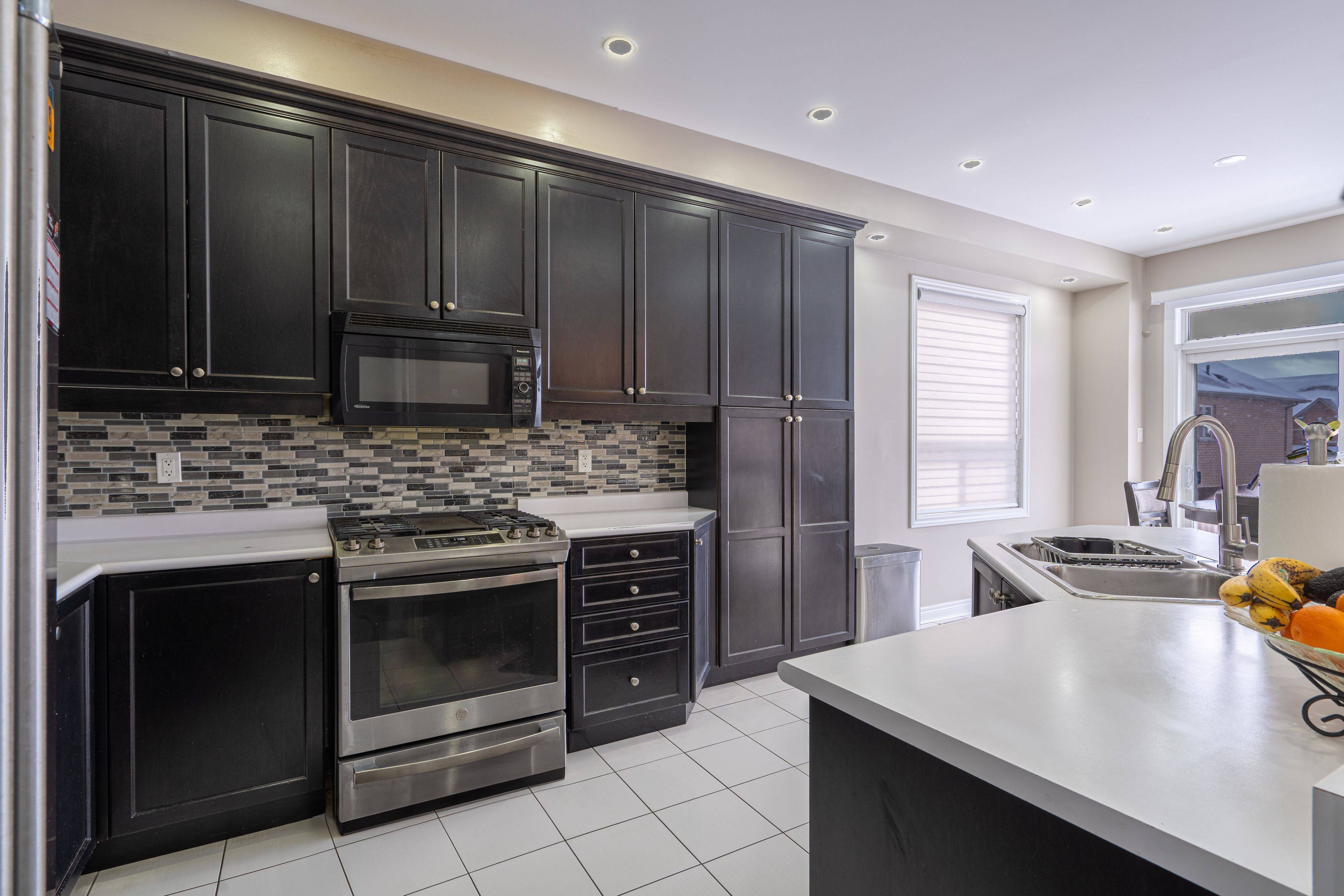 Brampton, ON L6R 0Y5,12 Torraville ST