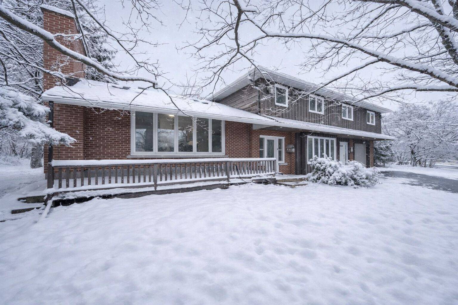 Guelph, ON N1L 0N9,500 WATSON Pkwy S