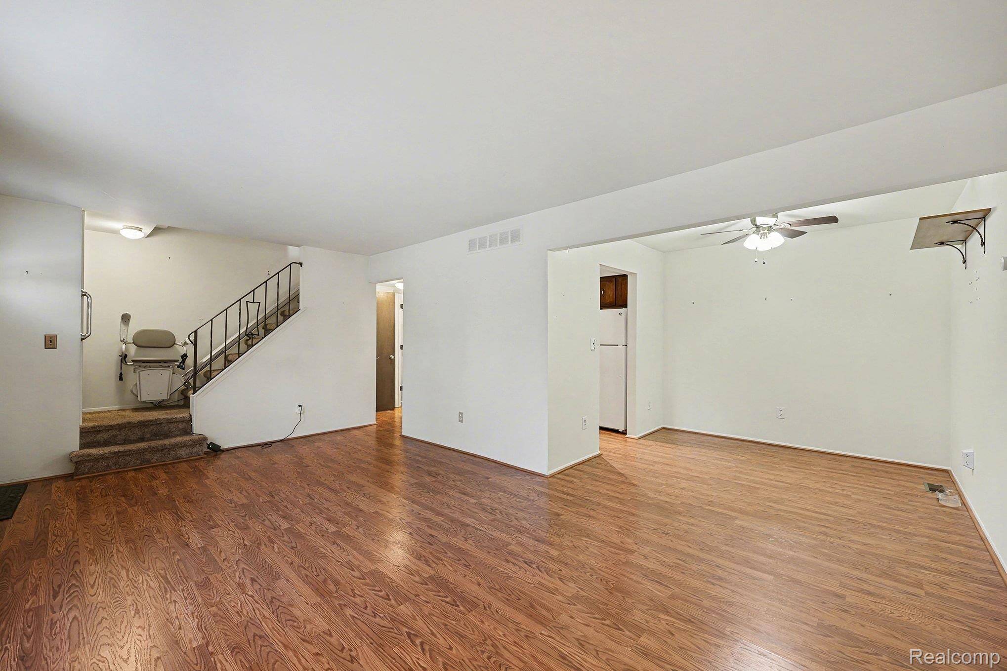 24570 Quad Park LN, Clinton Charter Township, MI 48035