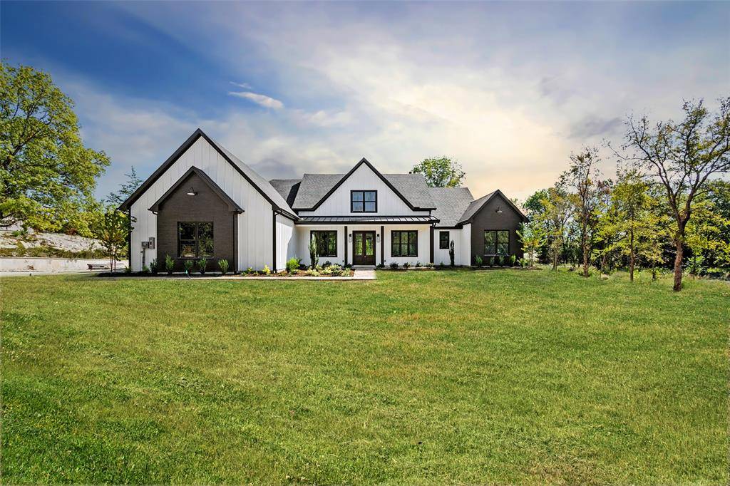 Van Alstyne, TX 75495,1418 Oak Hill Drive