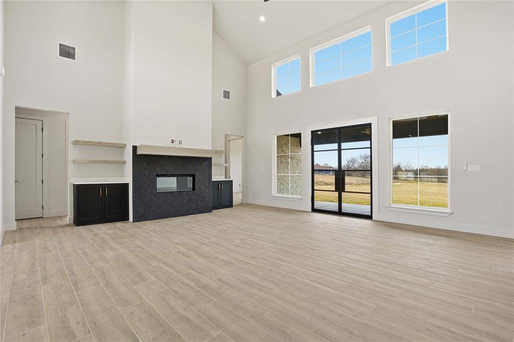 Burleson, TX 76028,2700 Veridian Point Drive