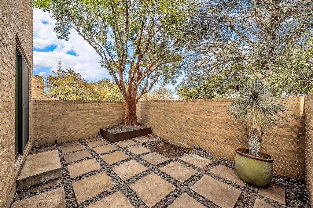 Fort Worth, TX 76107,5713 Pershing Avenue