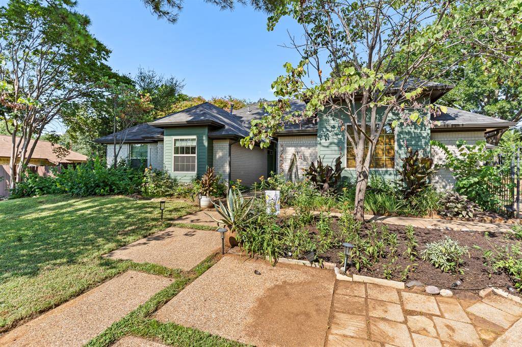 Grapevine, TX 76051,3422 Mercury Drive