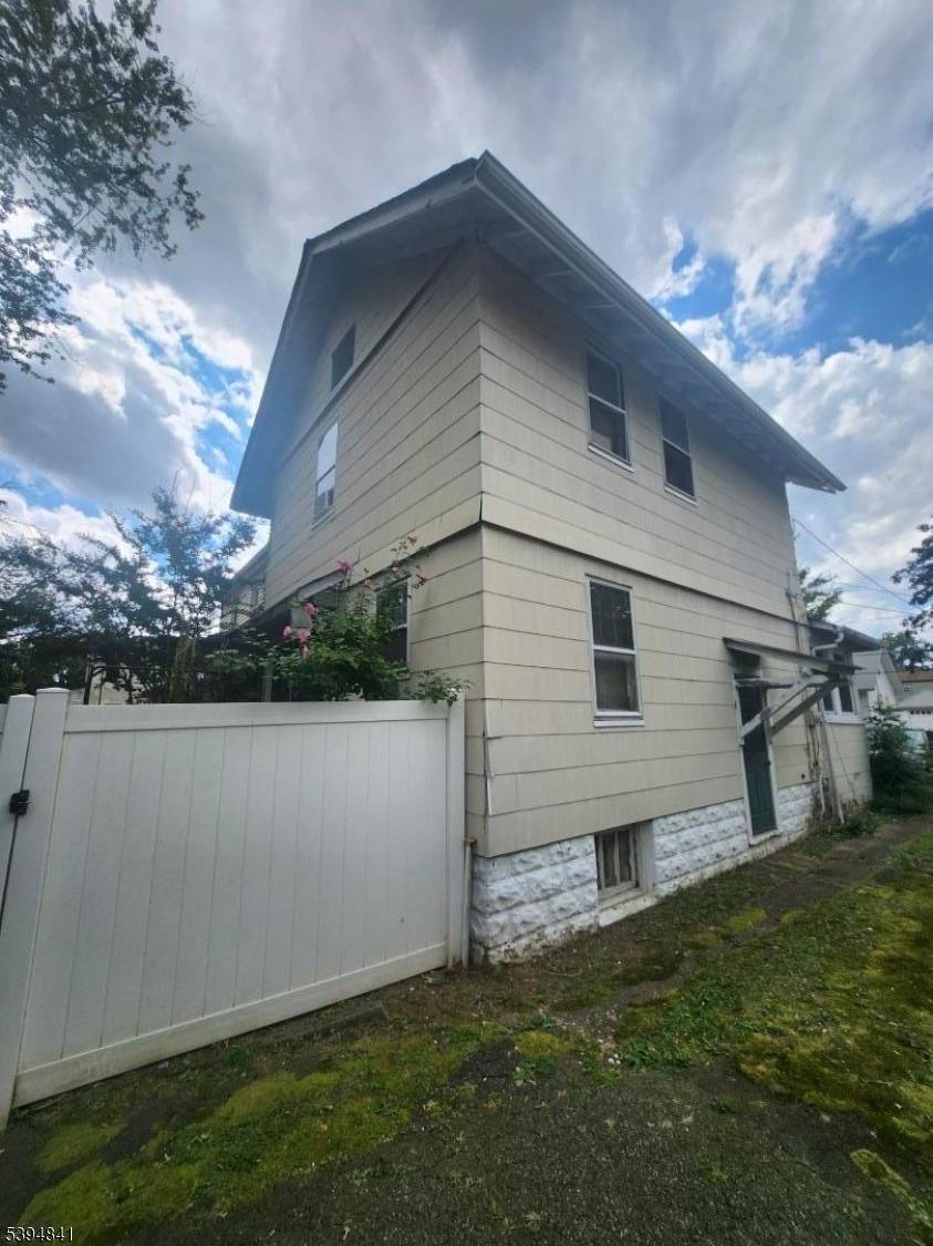 Rahway City, NJ 07065,1151 Charlotte Pl