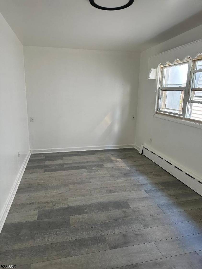 Paterson City, NJ 07502,296 Preakness Ave