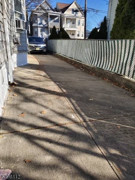 Paterson City, NJ 07522,247 Temple St