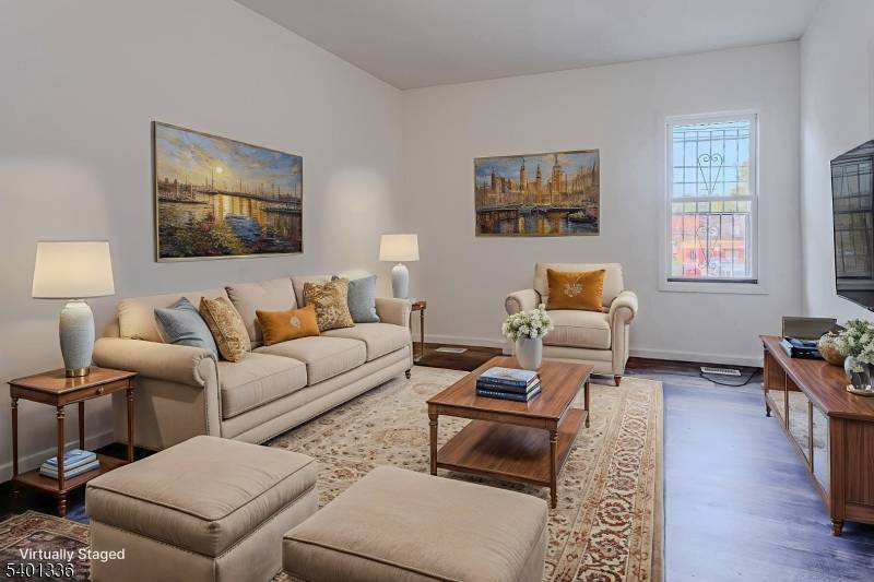 Newark City, NJ 07106,86 Abinger Pl