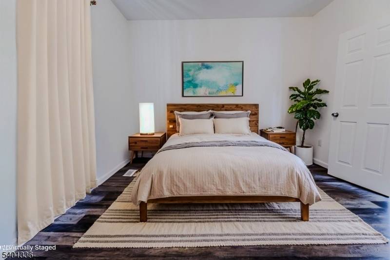 Newark City, NJ 07106,86 Abinger Pl