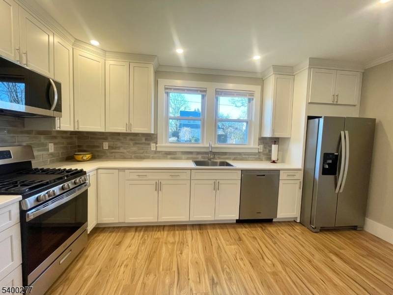 Westfield Town, NJ 07090,326 Livingston St