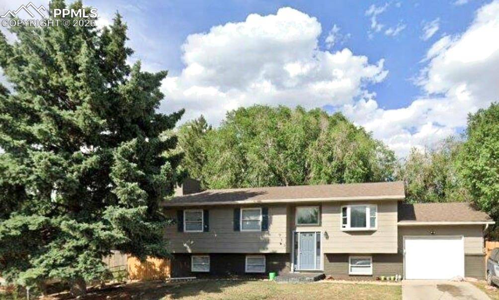 Colorado Springs, CO 80911,913 Cardinal ST