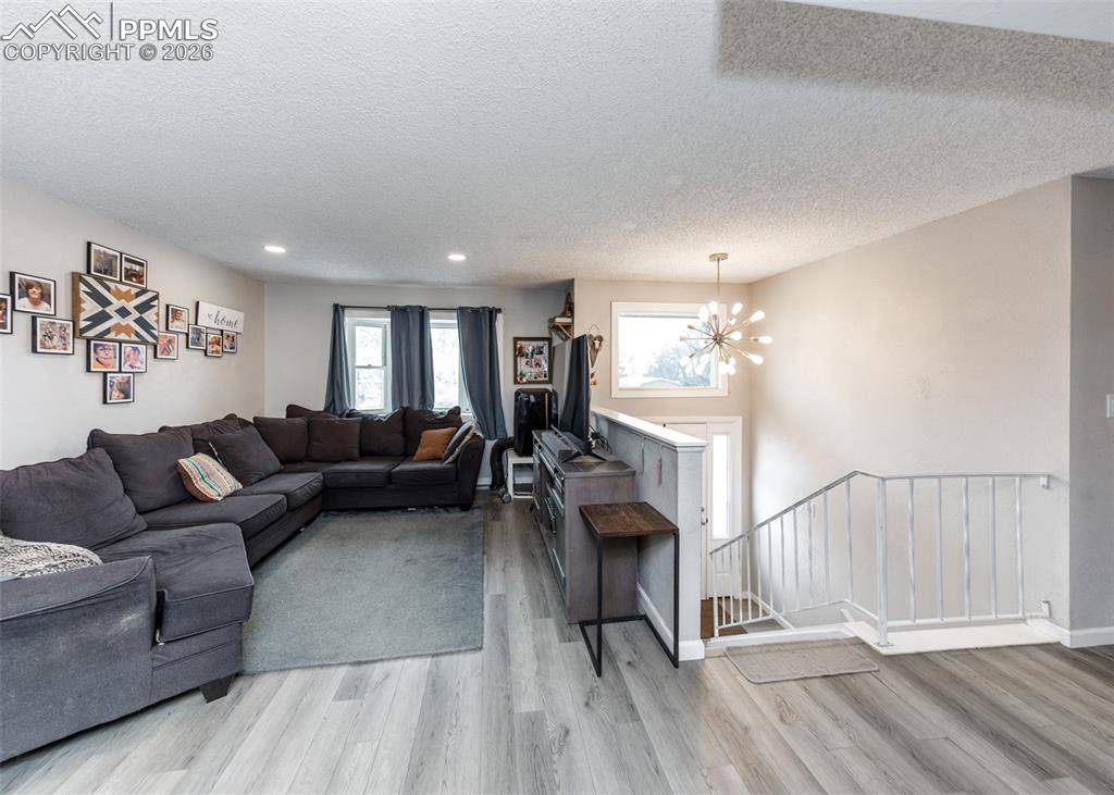 Colorado Springs, CO 80911,913 Cardinal ST