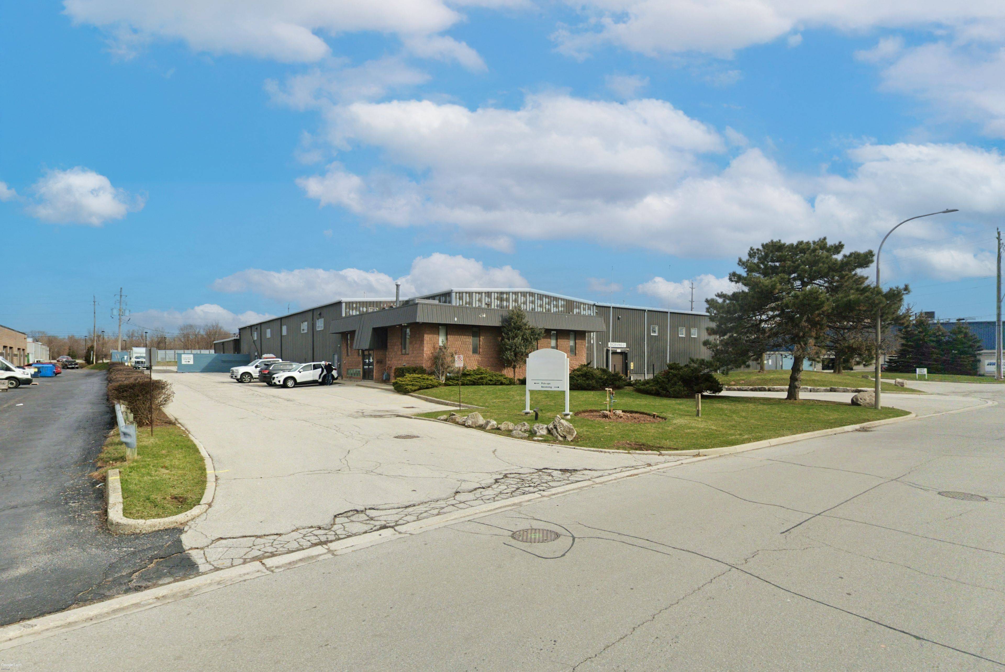 5055 Benson DR, Burlington, ON L7L 5N7