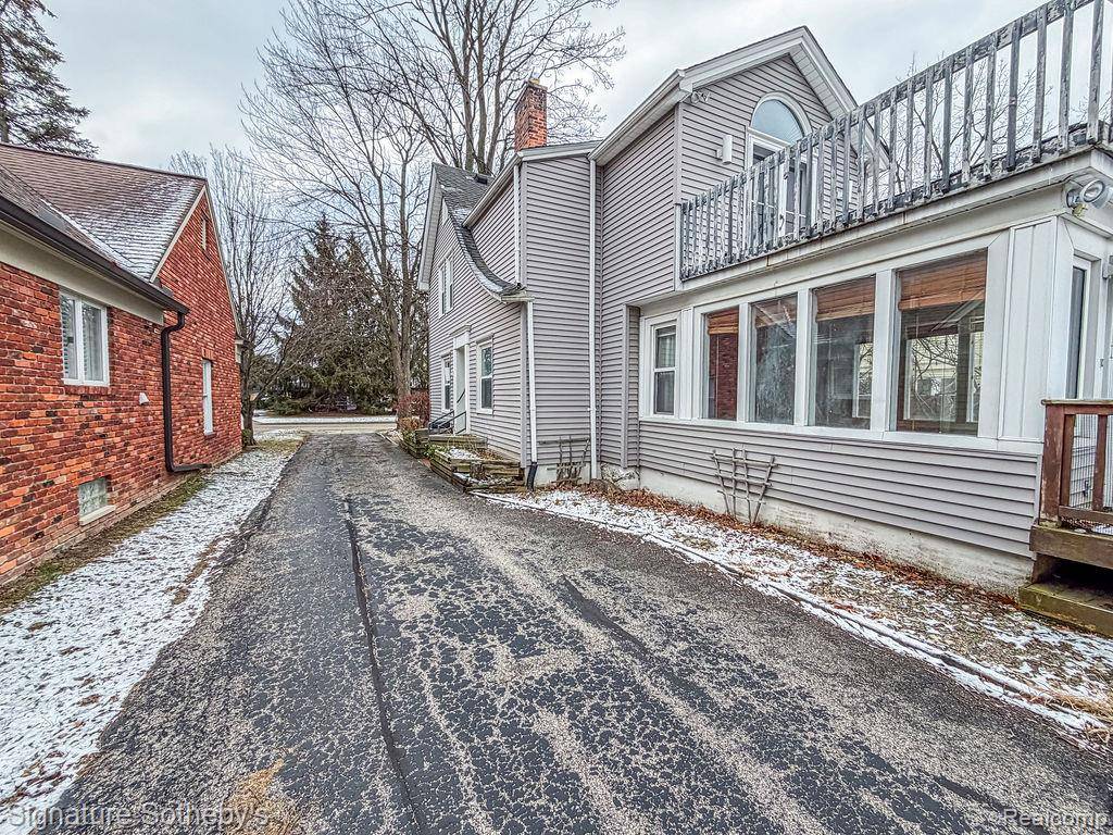 Birmingham, MI 48009,776 Southfield RD