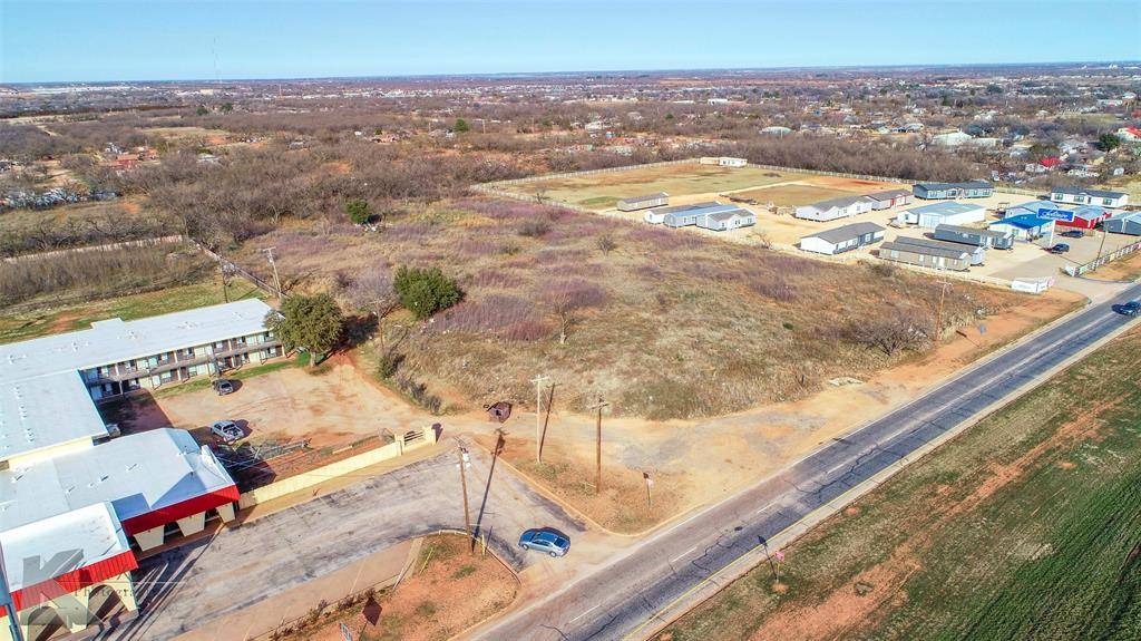 Abilene, TX 79603,2166 W Overland Trail