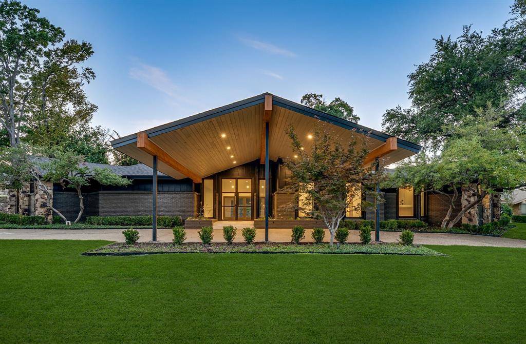 Dallas, TX 75240,6275 Preston Creek Drive