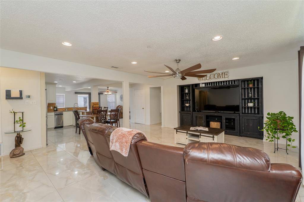 Mesquite, TX 75150,4133 Sherwood Drive