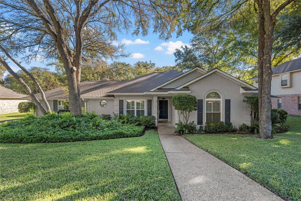 Woodway, TX 76712,10007 Creek Bend Drive