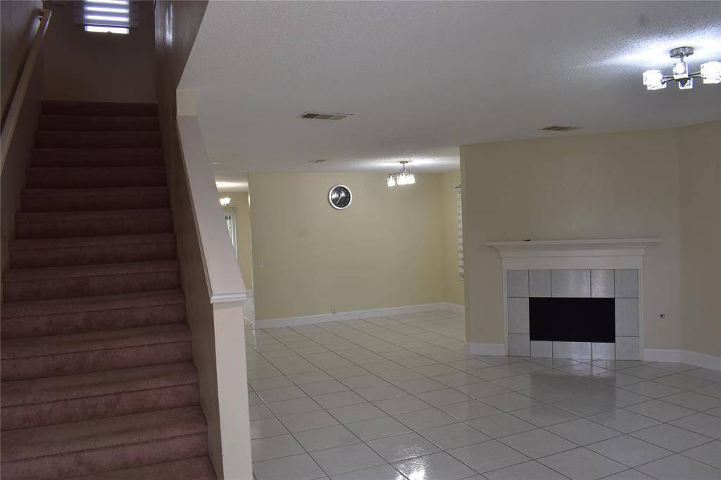 Arlington, TX 76002,7018 Bridlewood Drive