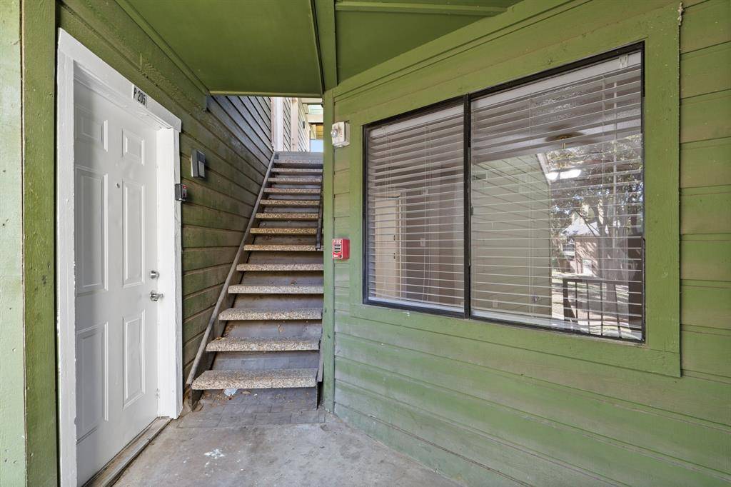 9831 Walnut Street #205, Dallas, TX 75243