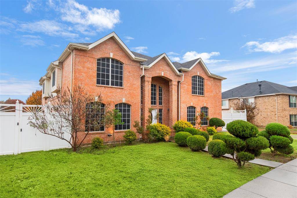 Desoto, TX 75115,808 Sabona Drive