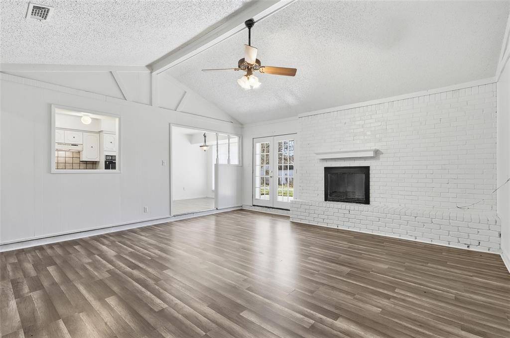 Alvarado, TX 76009,125 N Jessup Street