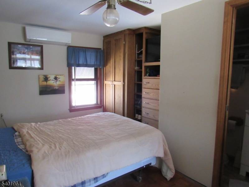 97 Hickory Corner Rd, Alexandria Twp., NJ 08848