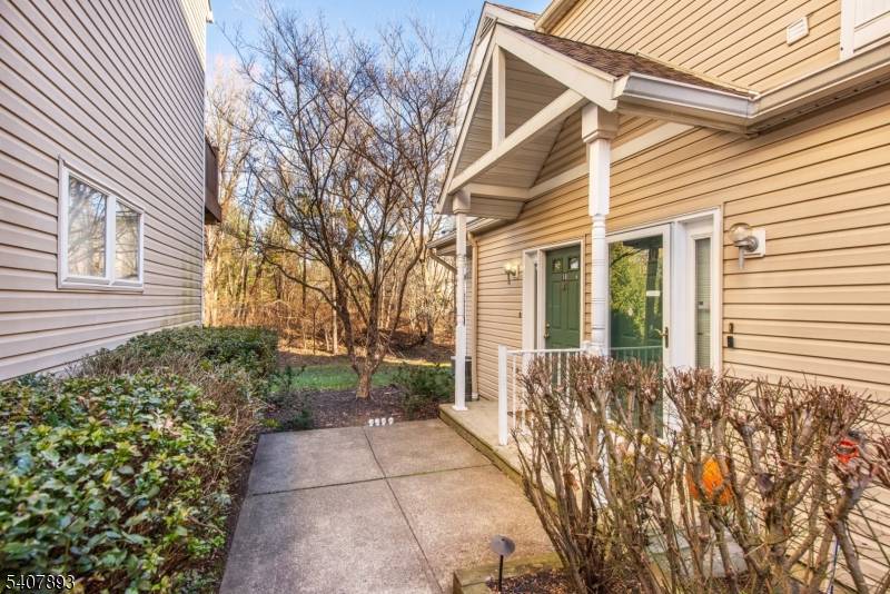 Lincoln Park Boro, NJ 07035,18 Bristol Ct