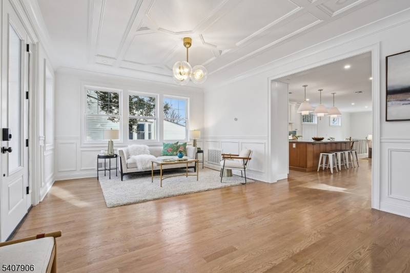 Maplewood Twp., NJ 07040,10 Burnet St