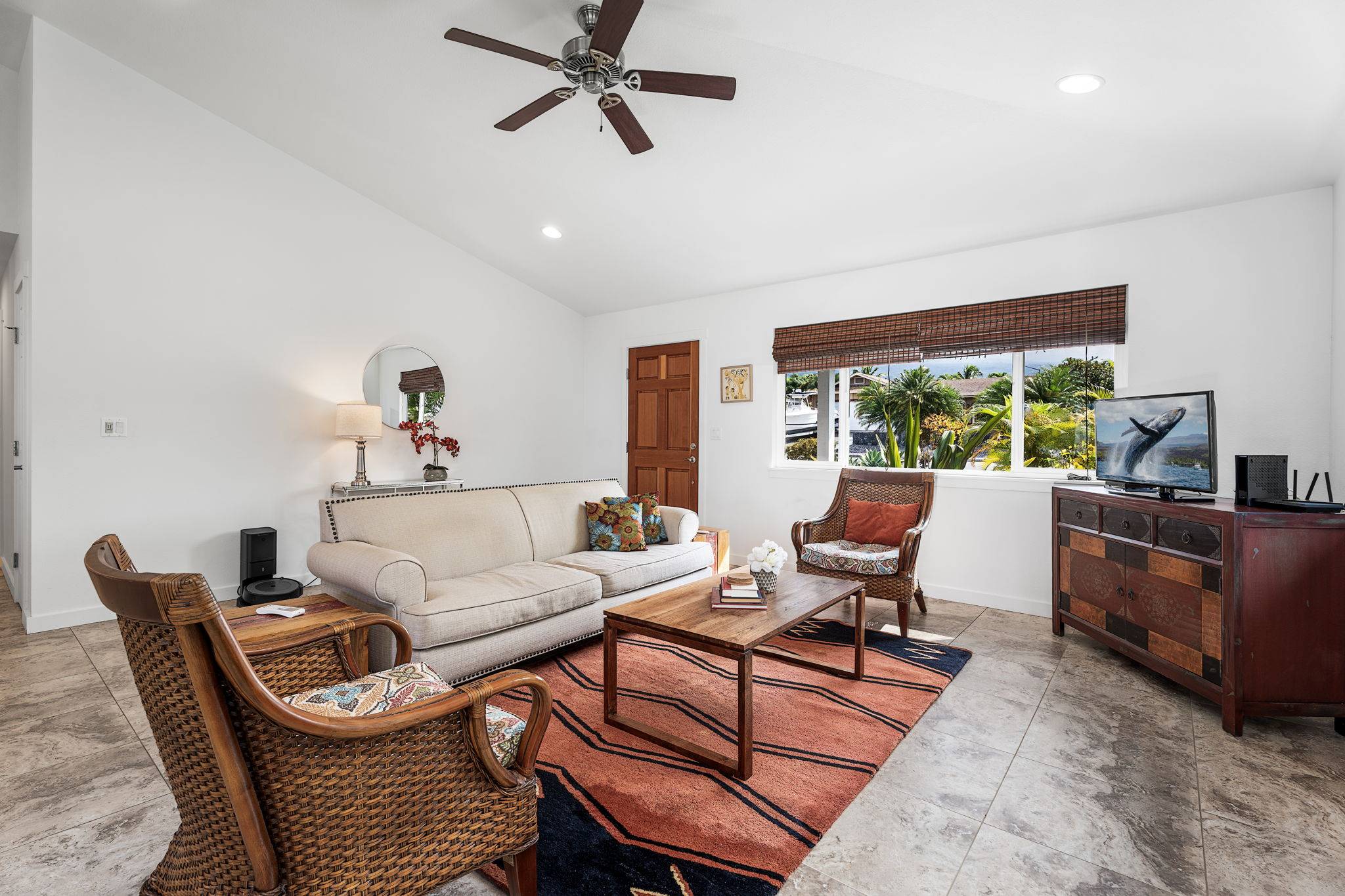 Kailua Kona, HI 96740,73-4364 KAKAHIAKA ST