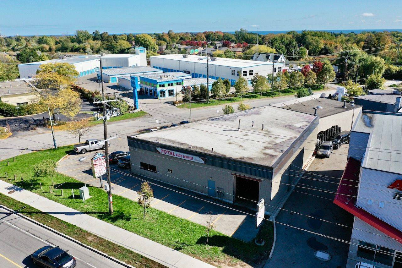 Toronto E10, ON M1C 2A6,518 Centennial RD N #1