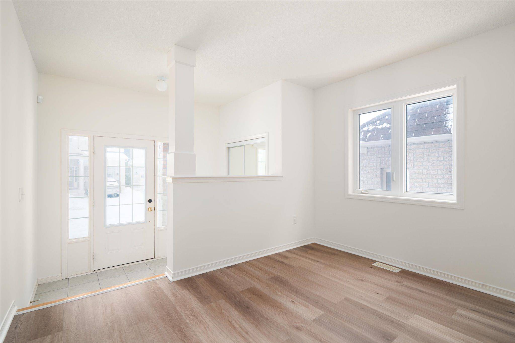 Ajax, ON L1Z 0T3,39 Barnfield CRES