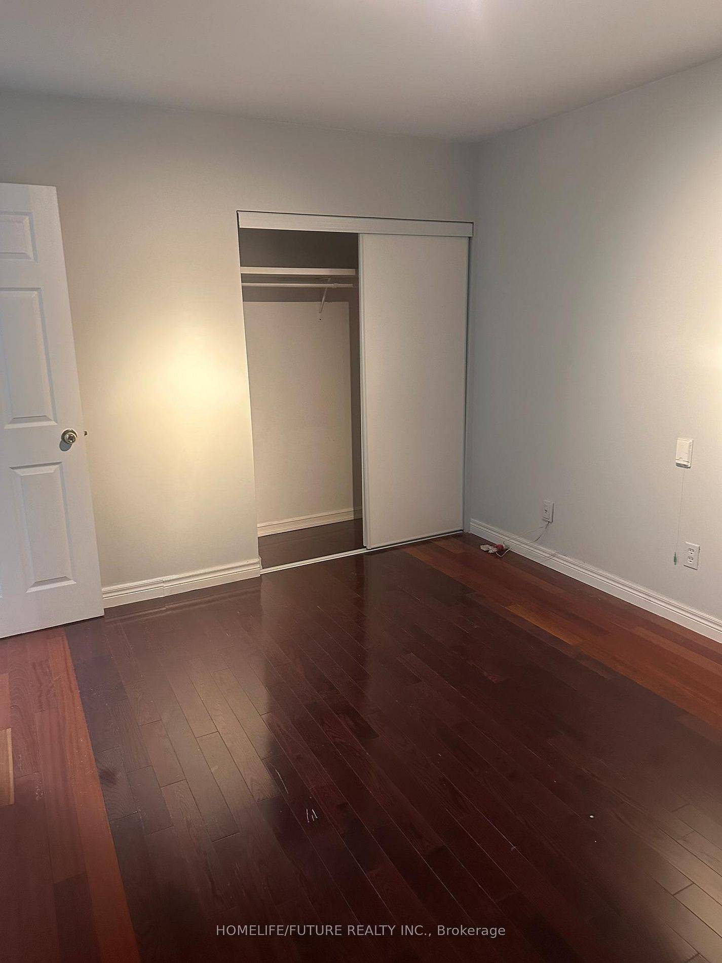 Toronto E11, ON M1B 1S5,77 Snowball CRES #Main