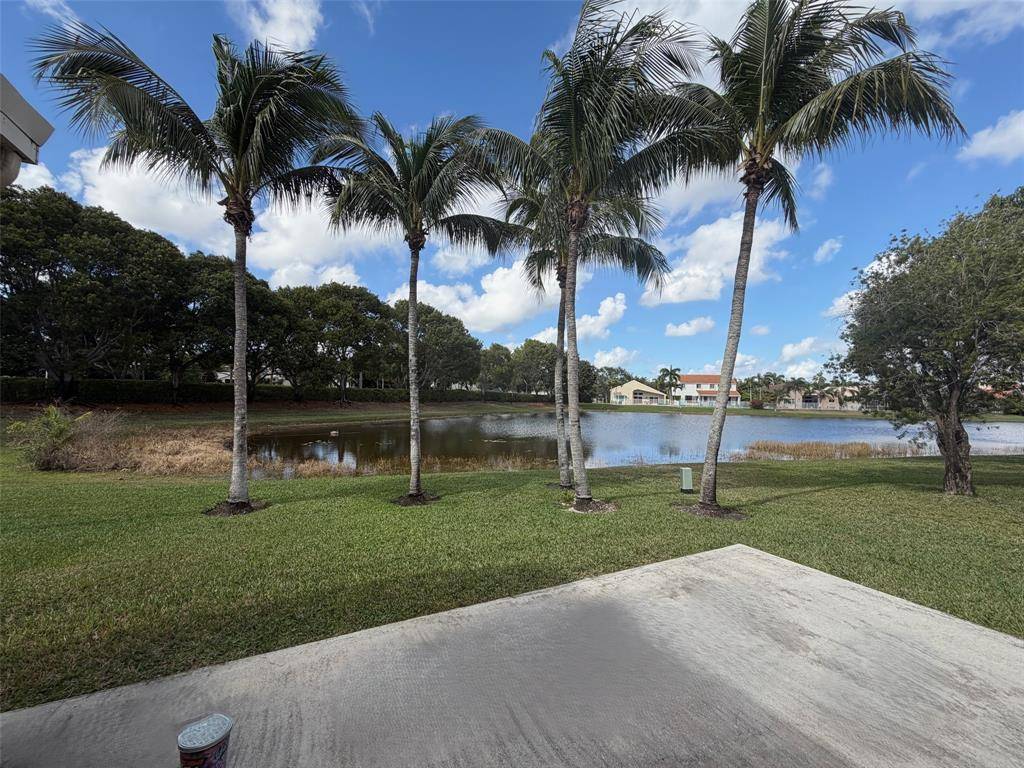 Weston, FL 33327,853 Sand Creek Cir